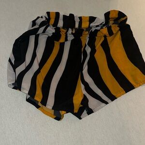 Womens Size 1X SHEIN Shorts.